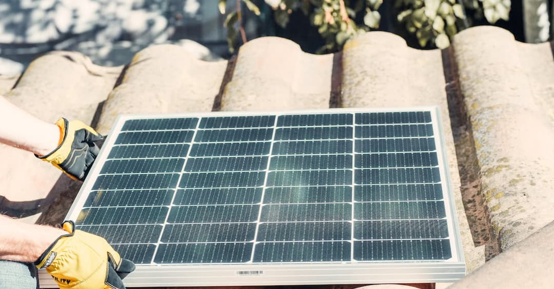 Fotowoltaika - Jaka moc na dom w 2025? Optymalne panele fotowoltaiczne