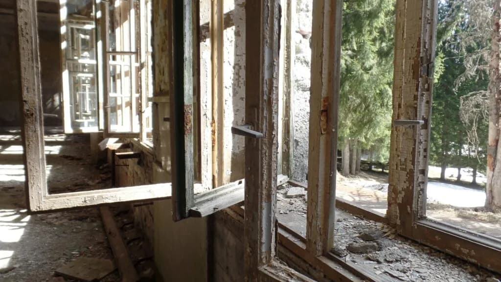 Odnawianie okien drewnianych Metody i koszty