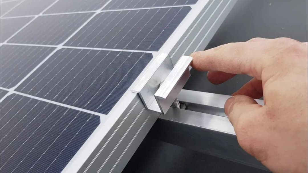 Jak zgłosić fotowoltaikę bez błędów – krok po kroku i wymagane dokumenty