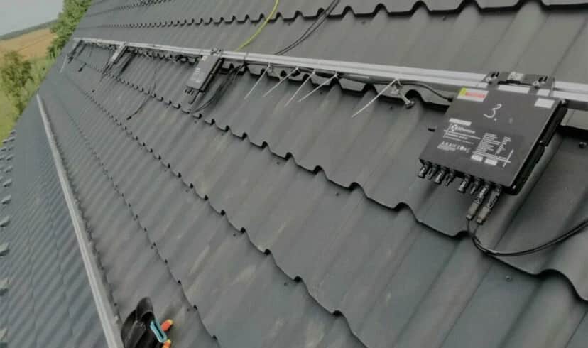 Mikrofalowniki fotowoltaiczne - jak wybrać najlepszy i omijać pułapki? Porady ekspertów!