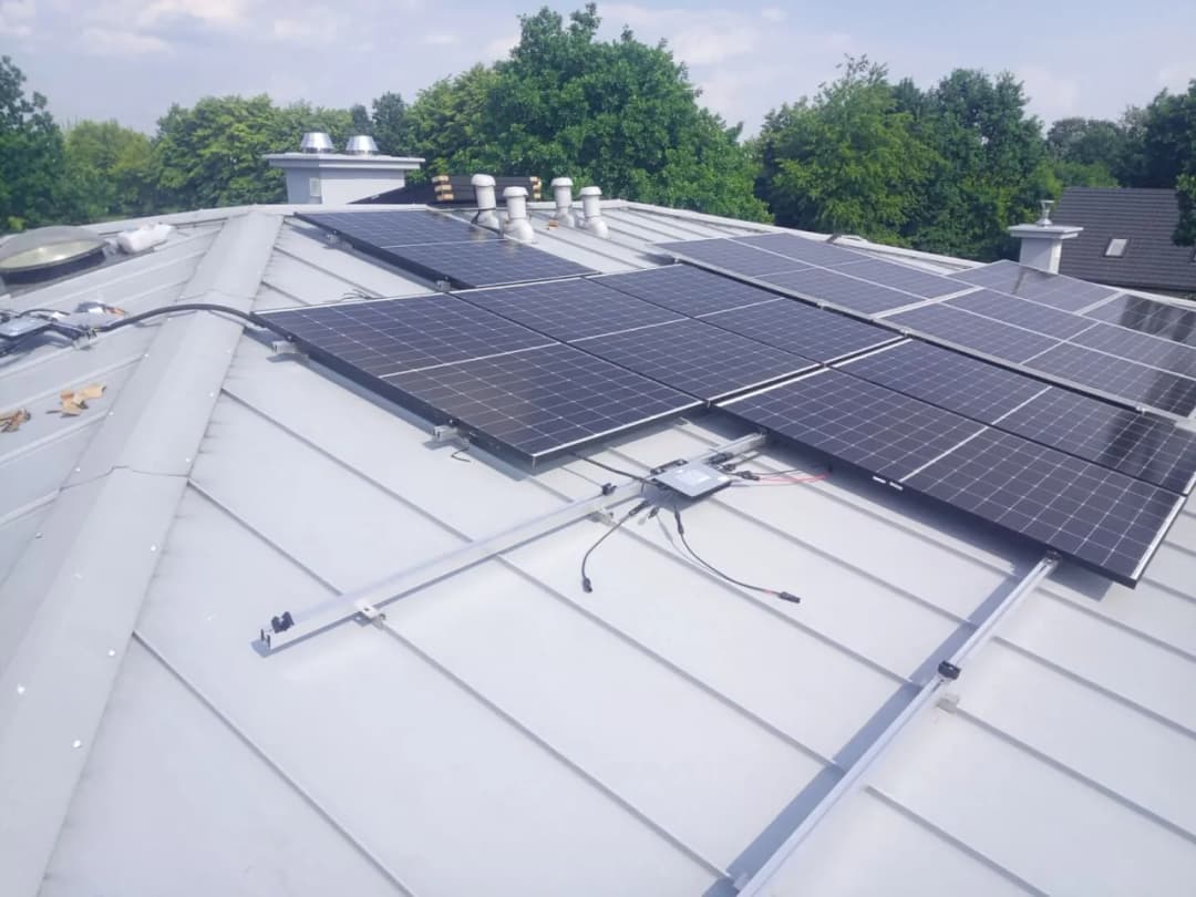 Fotowoltaika dla Wspólnot - Korzyści, Koszty i Finansowanie dla Wspólnot Mieszkaniowych