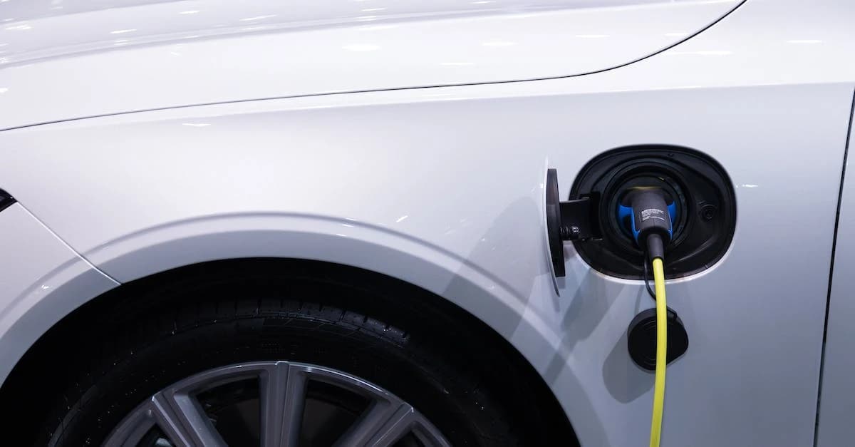 Prąd na Kartę - Cennik i Lokalizacje Punktów Ładowania Samochodów Elektrycznych