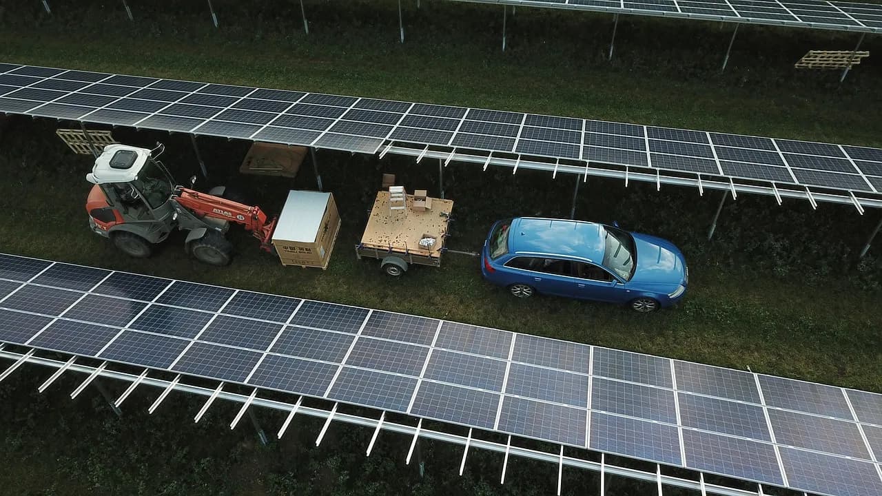 Rola fotowoltaiki w stacjach ładowania pojazdów elektrycznych