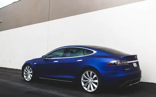 Jak wybrać stację ładowania samochodu elektrycznego? Rodzaje i przeznaczenie