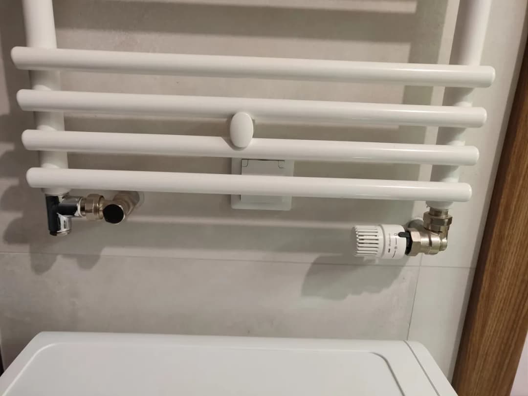 Jak zamontować grzałkę do grzejnika łazienkowego: poradnik instalacji krok po kroku